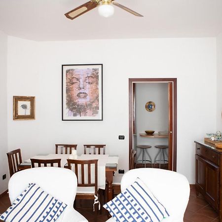 B&B Casa Di Claudia Марина-ді-Каррара Екстер'єр фото