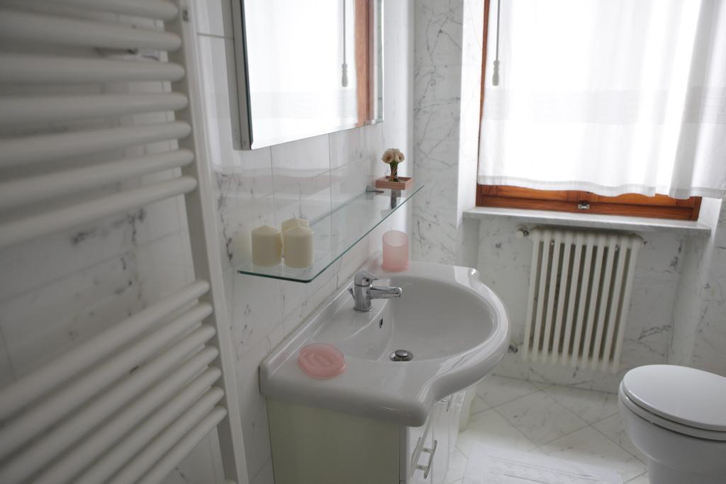 B&B Casa Di Claudia Марина-ді-Каррара Екстер'єр фото
